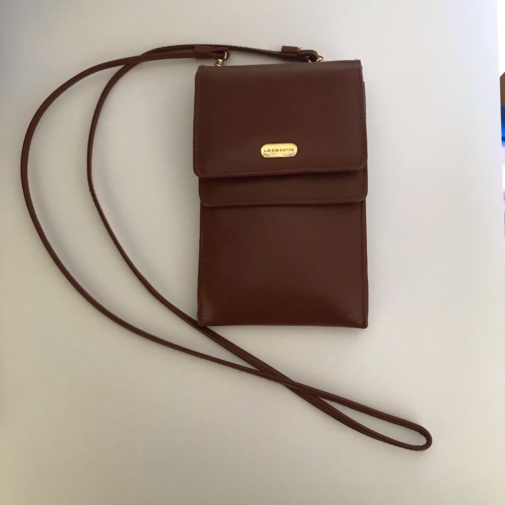 Vintage crossbody wallet. Great for travel.